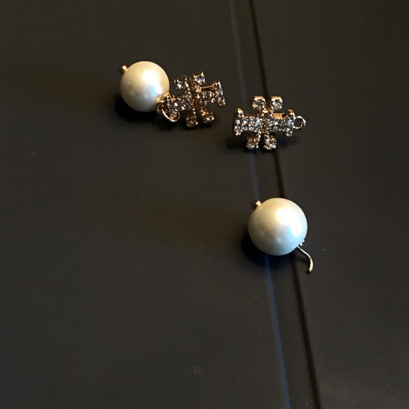 Tory Burch Earrings - Picture 9 of 9